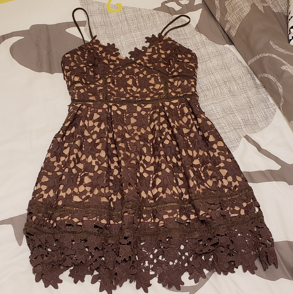 Danity - Floral Lace Dress - Size Medium